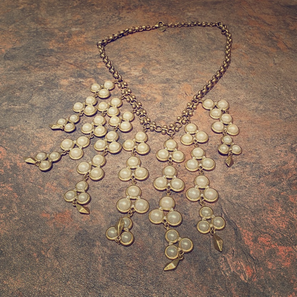 Stella & Dot Dahlia Pearl Bib Necklace